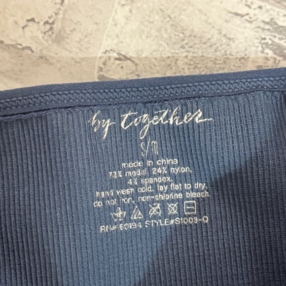 Stylish Women's Blue and Brown Tops - Picture 6 of 6